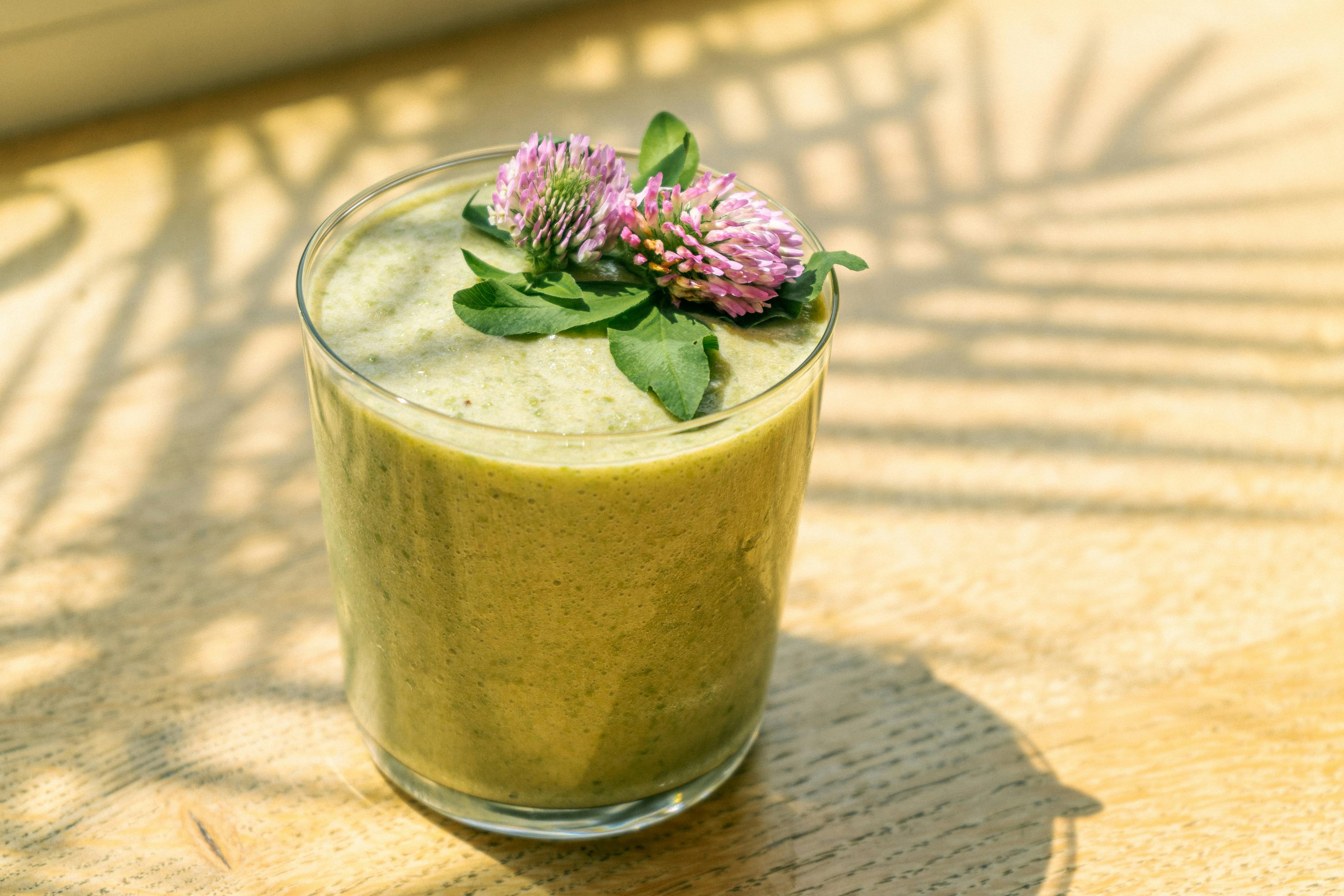 Smoothie Summer Abs — recette compatible avec notre blender portable - Zeyo By Lea