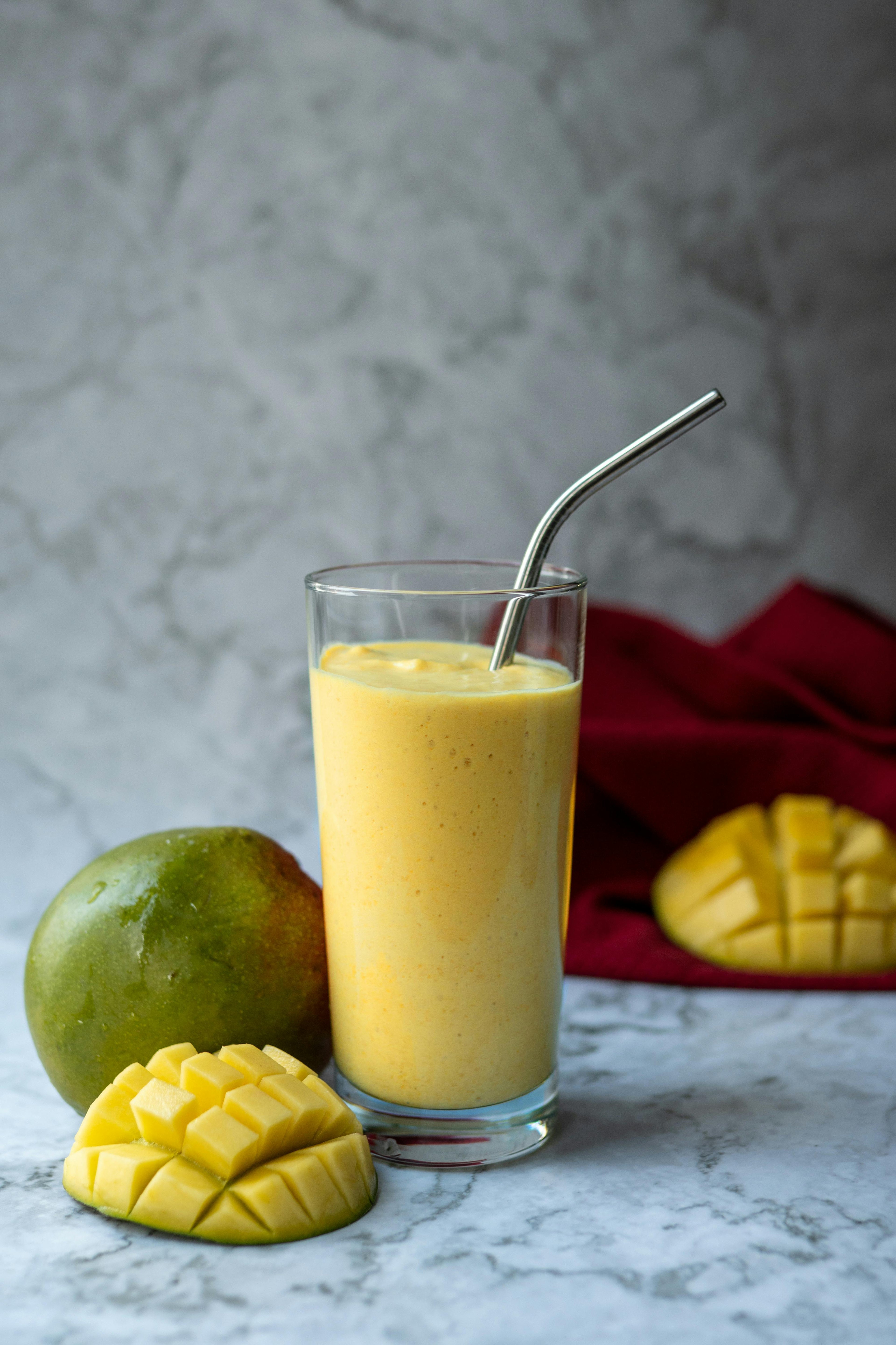 Smoothie Golden Glow — recette compatible avec notre blender portable - Zeyo By Lea