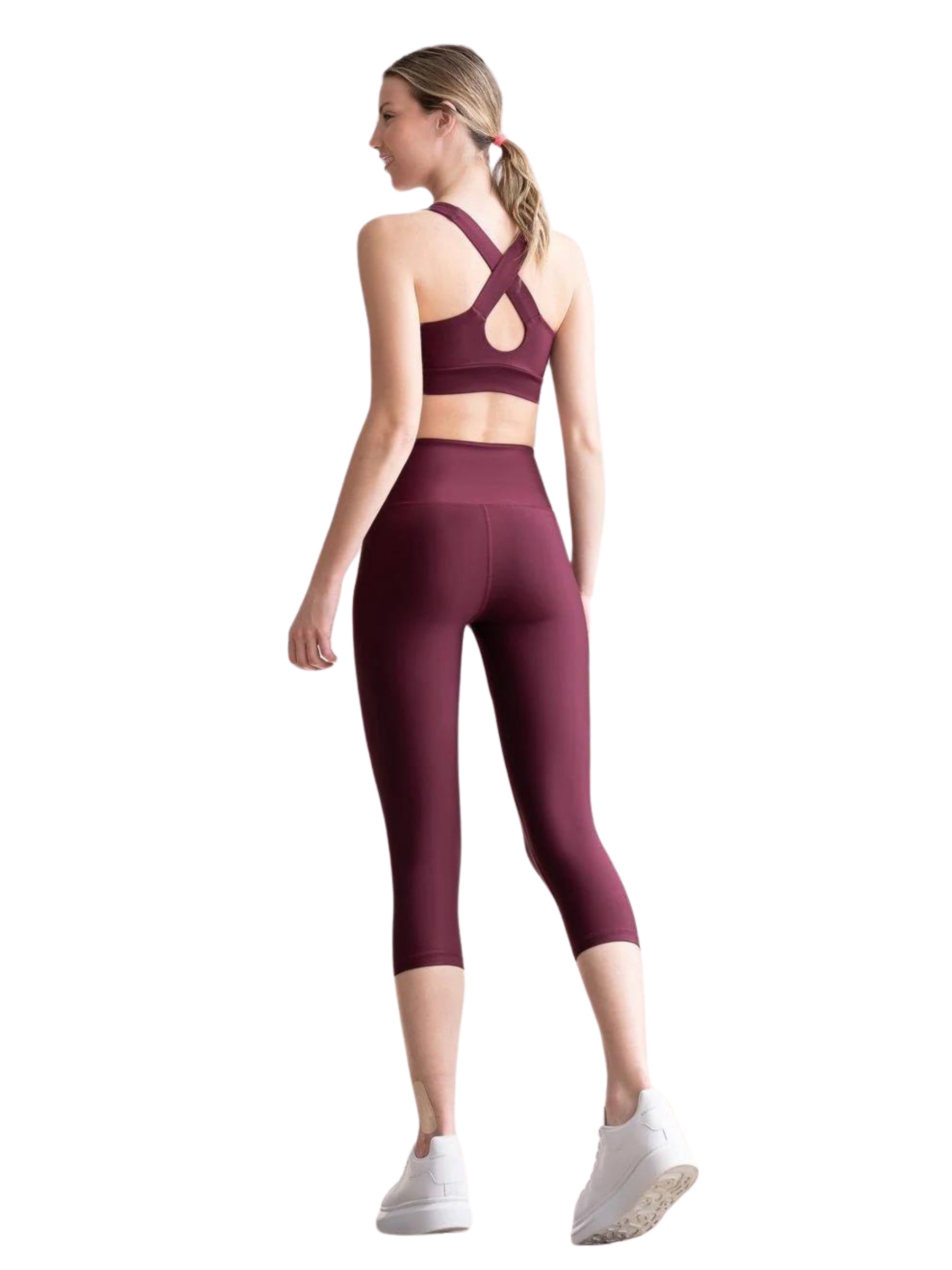 4312 Capri Leggings in Bordeaux Dancing Queens