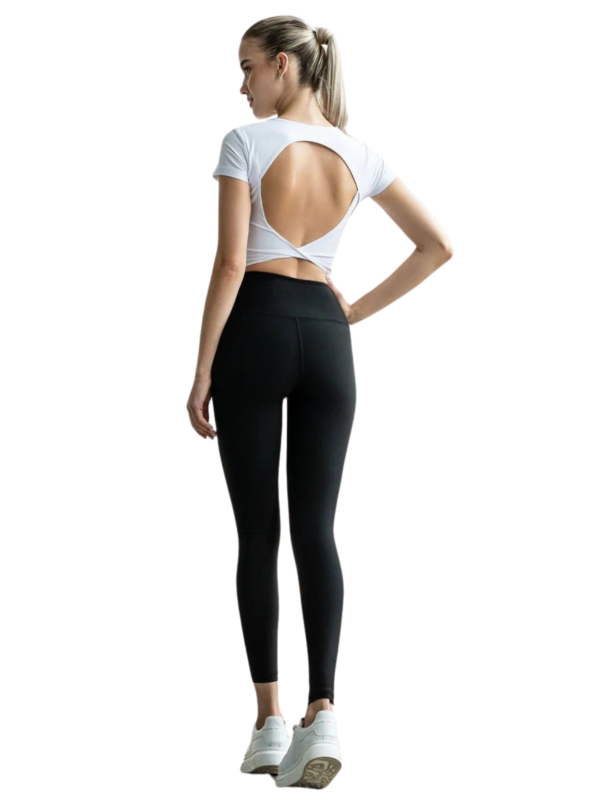 094 Larissa Sport Top in Weiss Dancing Queens